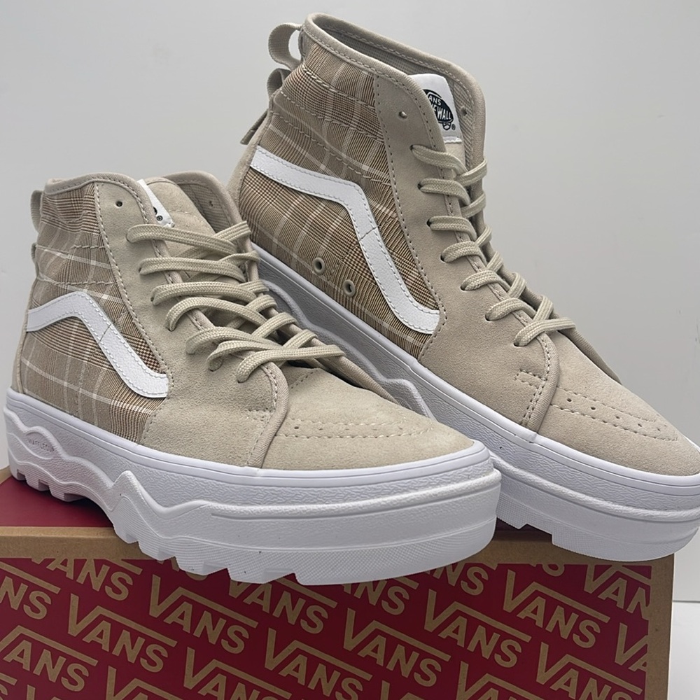 Vans WMNS Sentry Sk8-Hi Plaid French Oak
VN0A5KY5BLL Sneakers - Picture 4 of 16